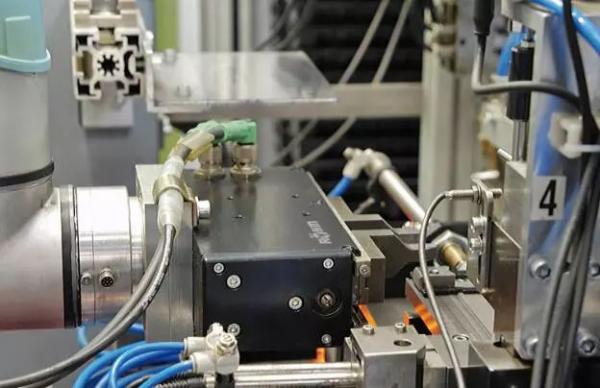 人機(jī)協(xié)作時(shí)代新要求：電動(dòng)夾具